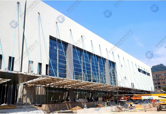 四川西华大学体育场馆