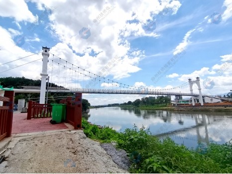 江西吉安市永新公园悬索桥